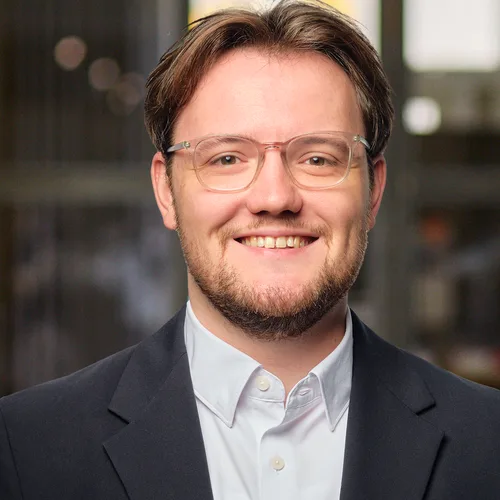 Porträtfoto von Felix Blossey, NRW.Energy4Climate